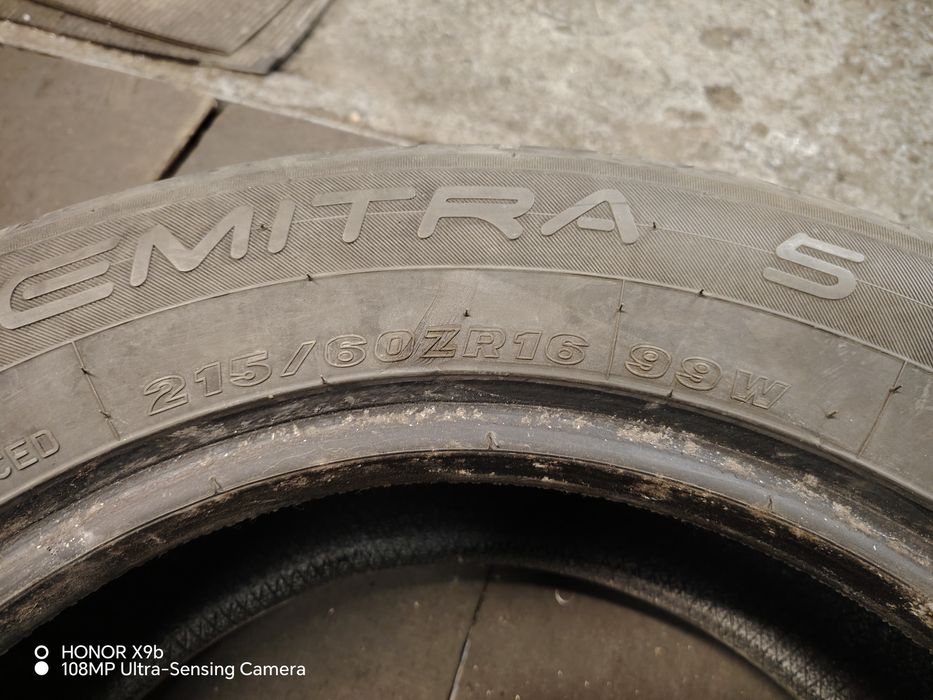 Продам MAXXIS 215/60 R16