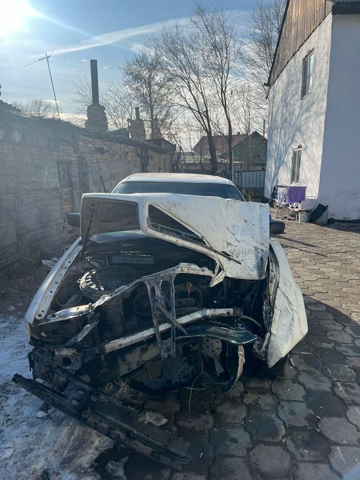 Срочно продаю Ауди 80 б4