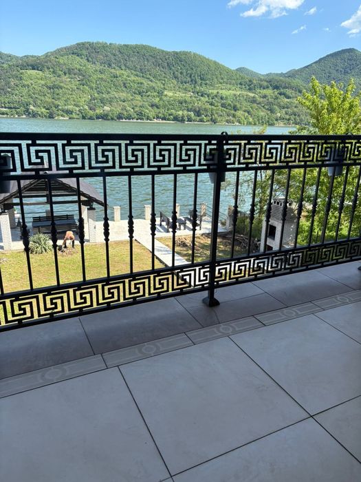 Inchiriez casă Orșova pe malul Dunării