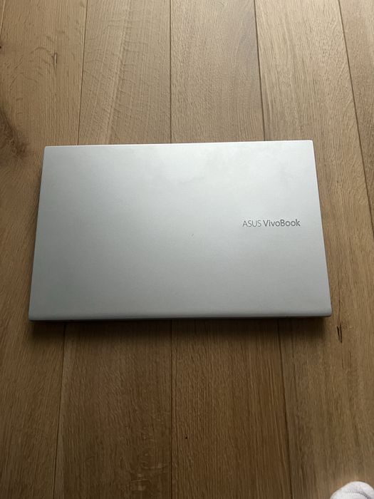 Laptop Asus VivoBook in stare buna
