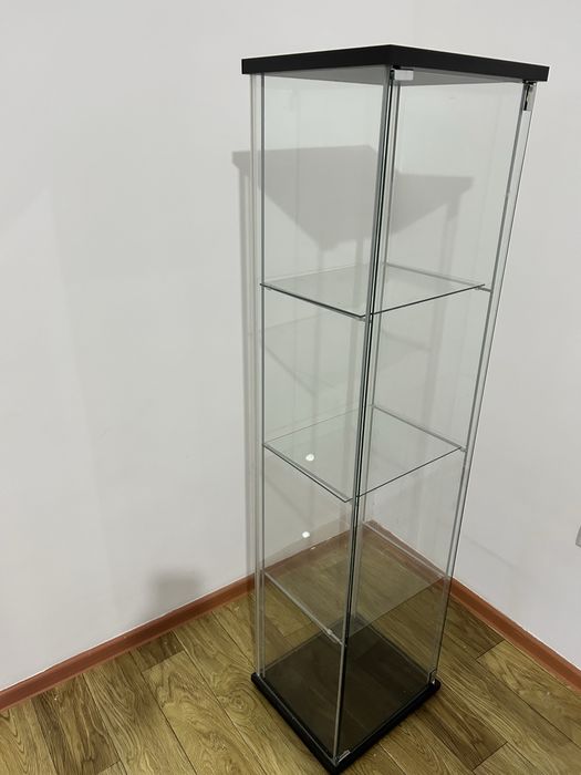 Зекальный стелаж