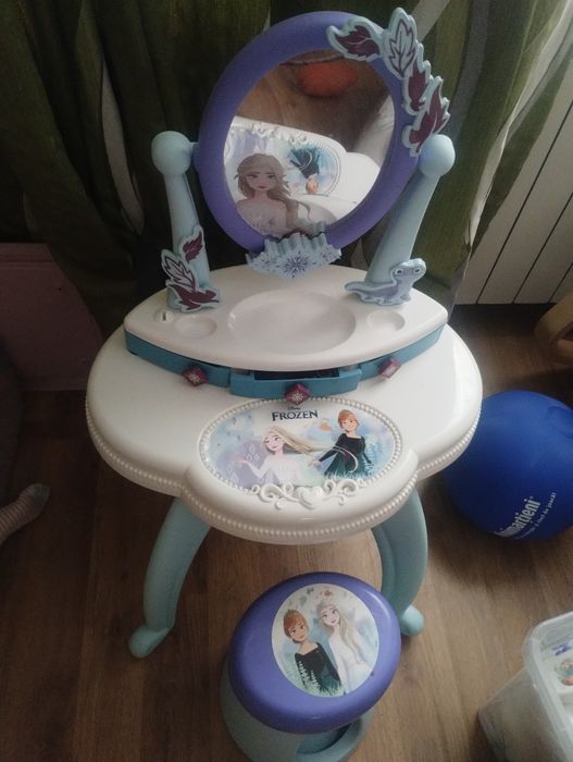 Masuta cu scaun frozen
