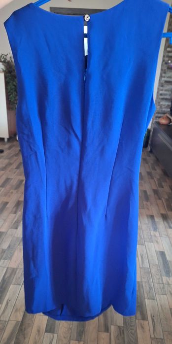 Стилна рокля на марката Lucy