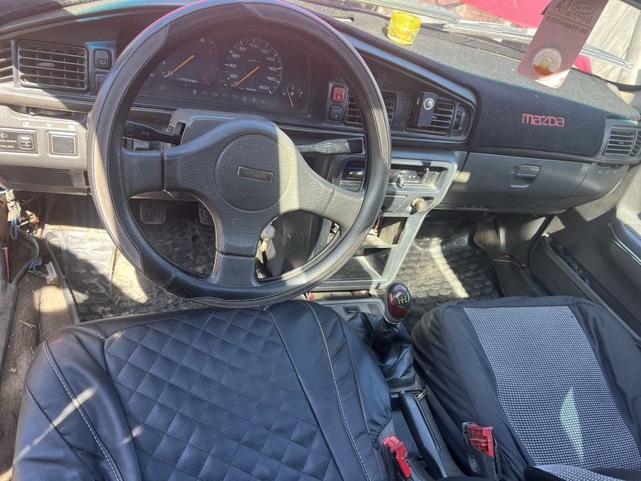 Продам Машину Mazda 626