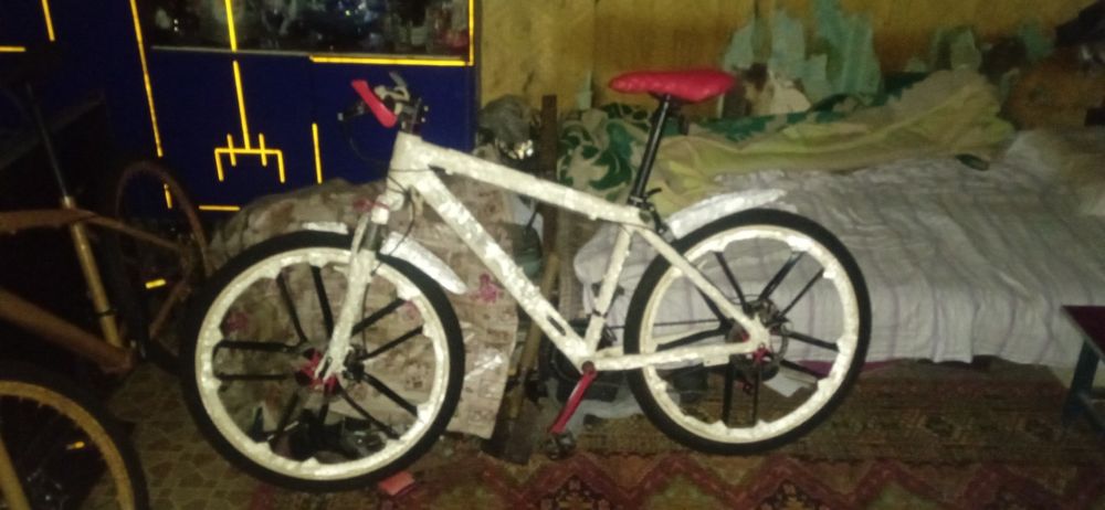 Два велосипеда. 26 дюймов