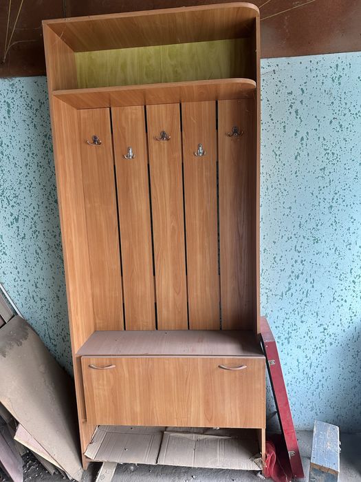 Шкаф для прихожей