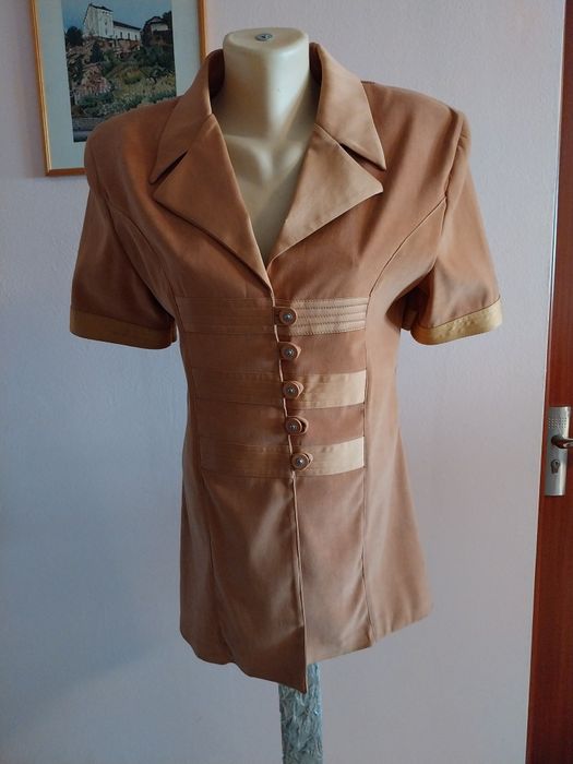 Taior damă super elegant.