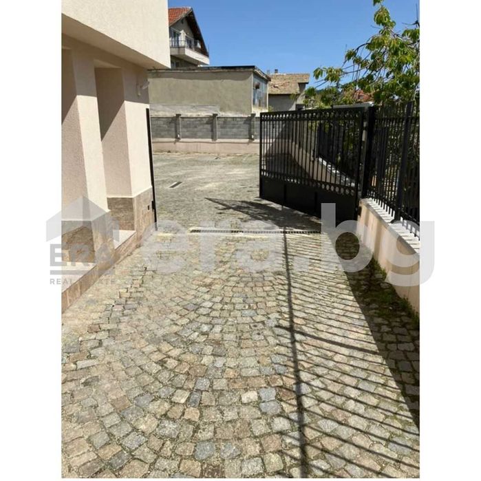 Дава се под наем Гараж / Паркомясто в Варна, Виница - 20 кв.м за 28000 € - Снимка #2