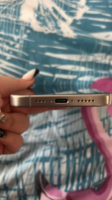 iPhone 15 pro (NOU pentru piese)