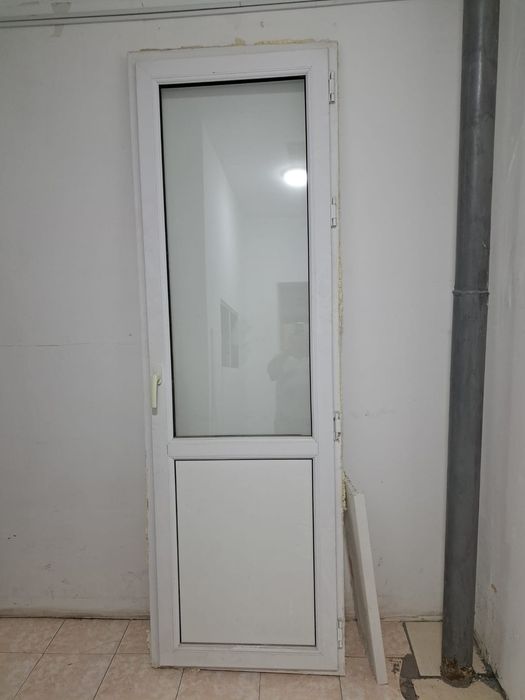 Продается пластиковая балконная группа
