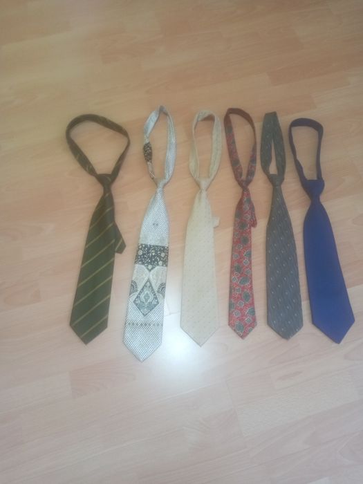 Продам галстуки мужские