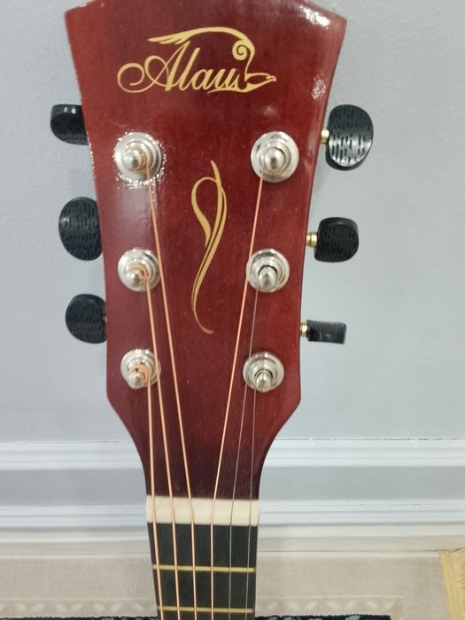 Гитара продается