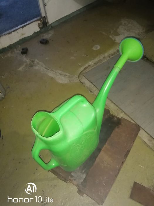 Лейка садовая 12 литров