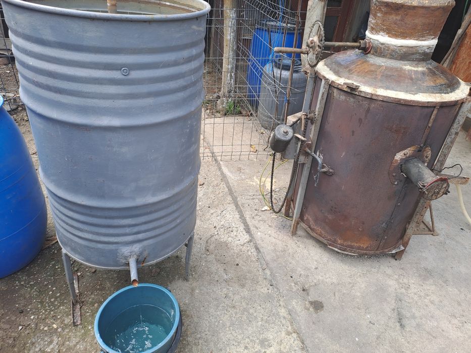 Cazan țuică 12 volți electric sau manual butoi racire 200 litri  pe ga