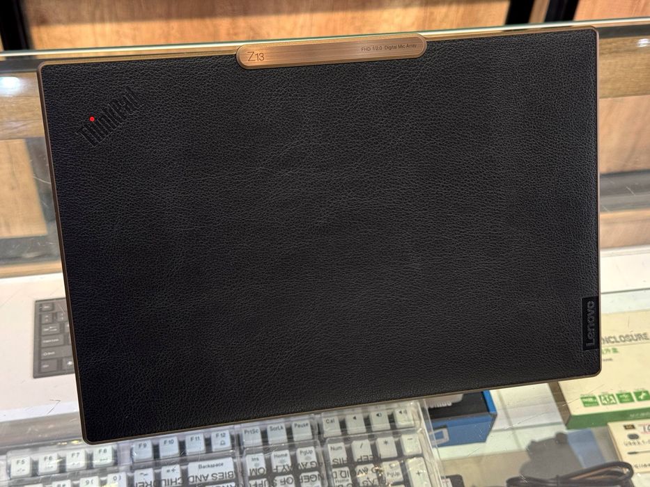 Lenovo ThinkPad Z13 Gen 1