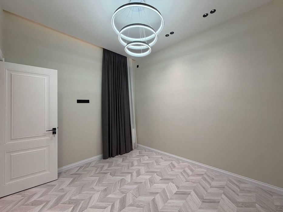 Алишеробод, Мирзо Улугбек! Продается таунхаус 230 кв.м