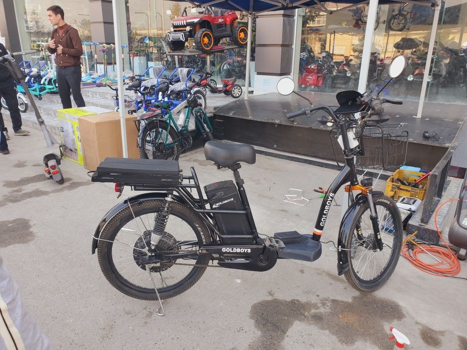 Elektrovelik sotiladi yangi 50km yurgan