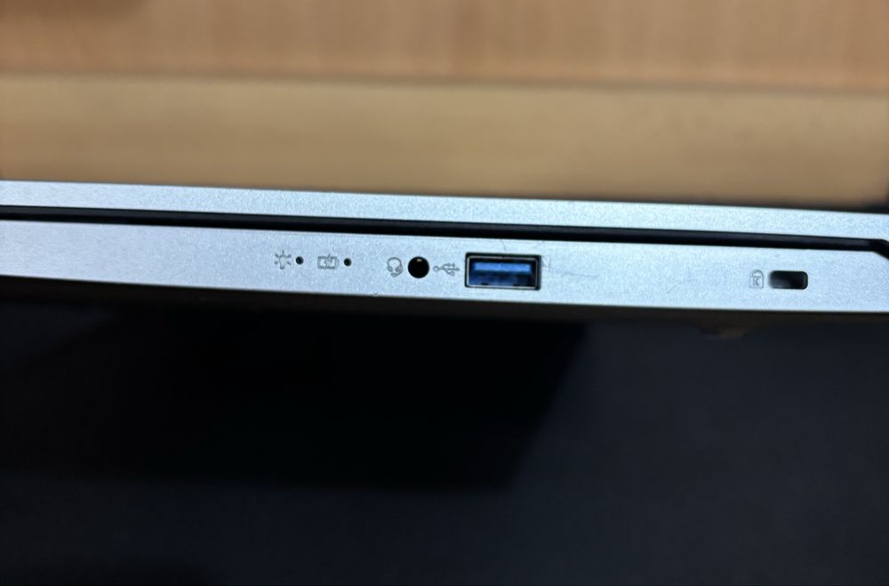 Vand laptop Acer Aspire 3 i5-1235U Pure Silver
