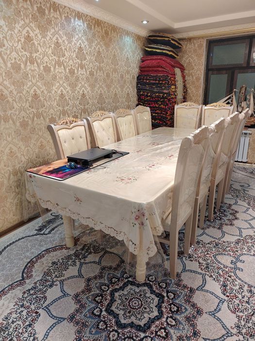 Стол и стул продаю