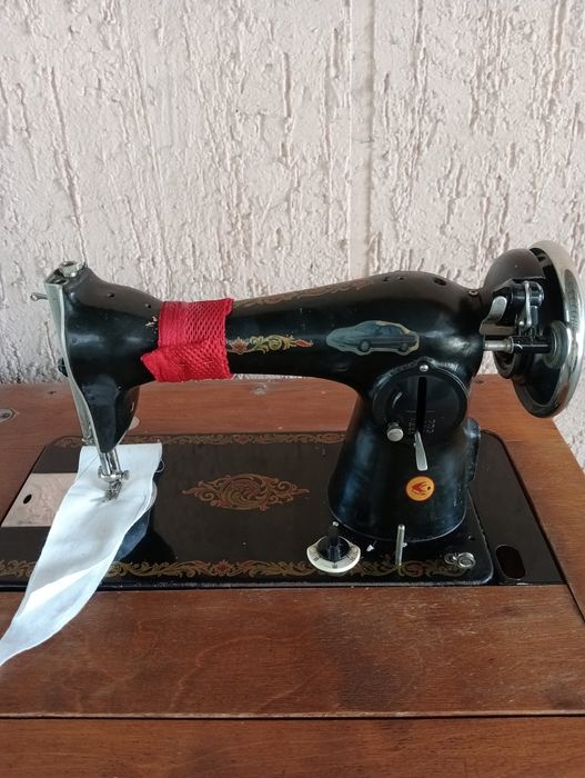 Швейная машина рабочая