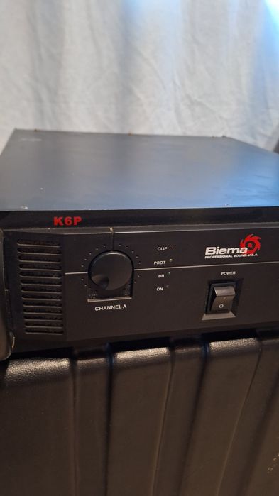 Апаратура YAMAHA + стъпало за бас BIEMA K6P (отлични)