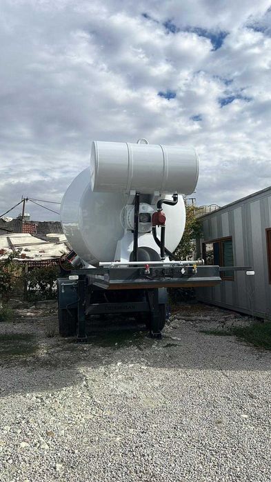 Бетонмешалка (миксер) 8-10-12 м3