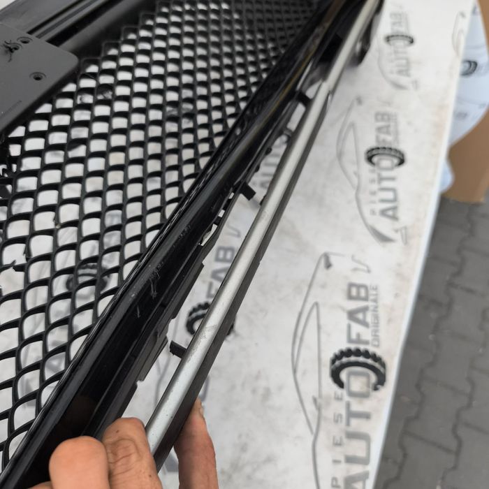 Bara fata Mercedes C-class W205 Facelift an 2018-2019-2020-2021