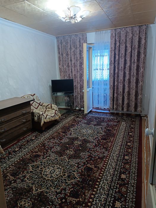 Сдаю в аренду квартиру 2х комнатную на Фрунзенском массиве .