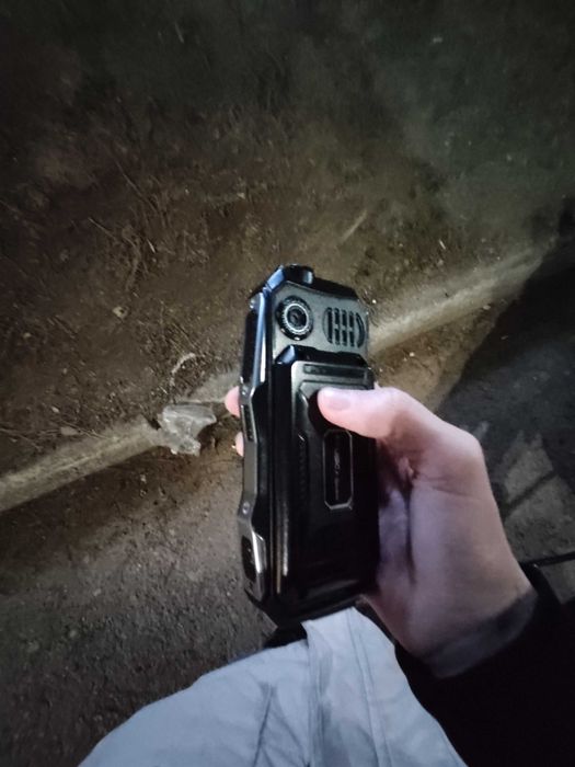 Продам телефон кнопочный