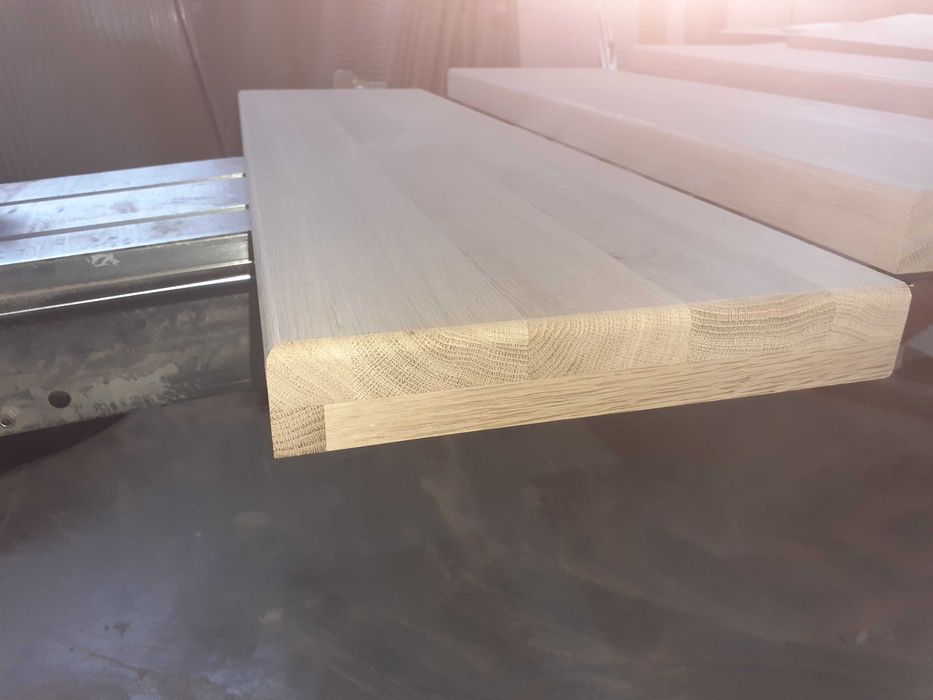 Trepte stejar, fag, frasin cu margini bordurate