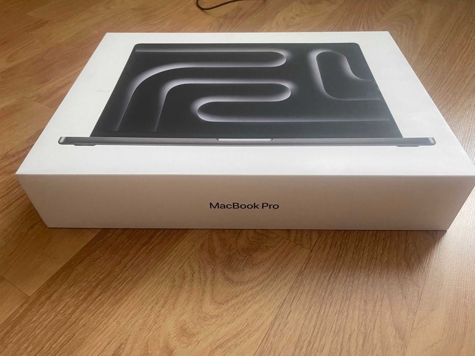 Cutie originală  MacBook Pro 16-inch