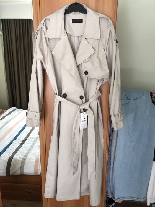 Trenci de ploaie Zara necăptușit