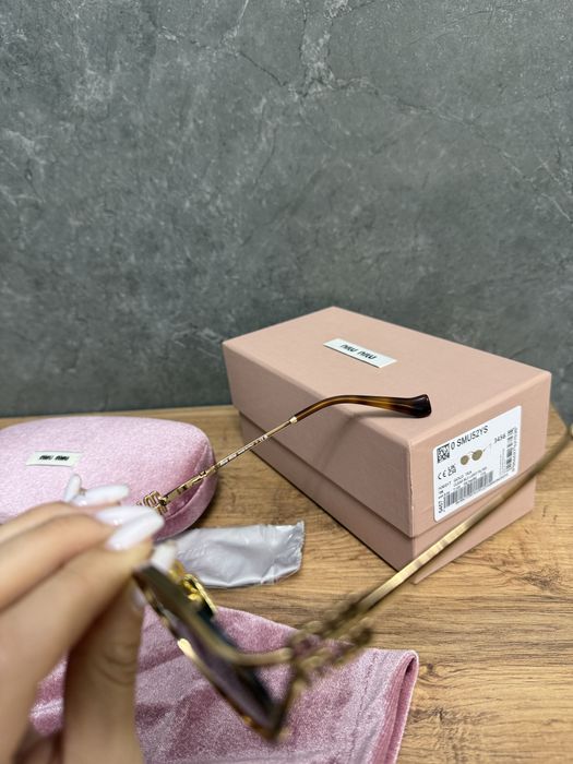 Очки Miu Miu 2025