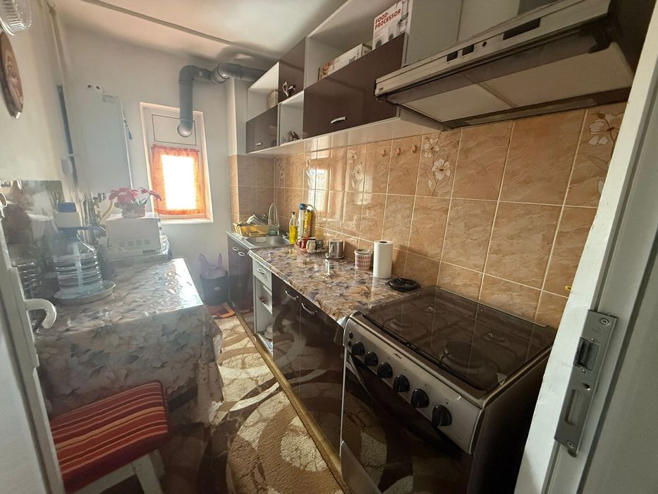 Apartament micro 4 decomandat 3 camere