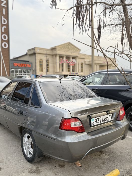 Daewoo nexia серый 1600