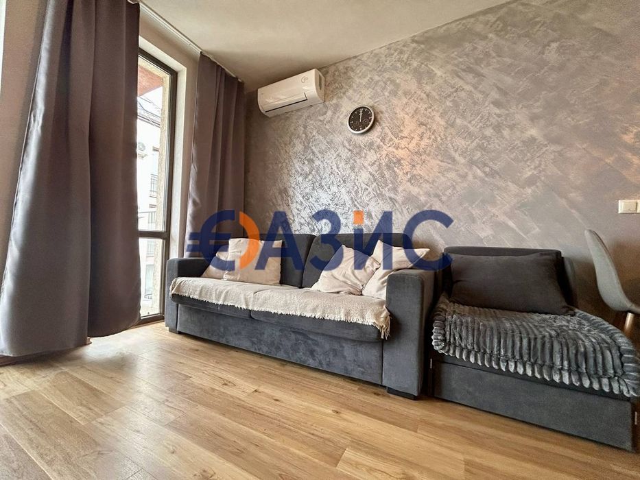 Продава се Двустаен апартамент в к.к. Слънчев бряг - 50 кв.м за 938 €/кв.м - Снимка #12