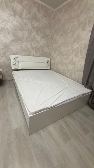 Продам Кровать 160/200