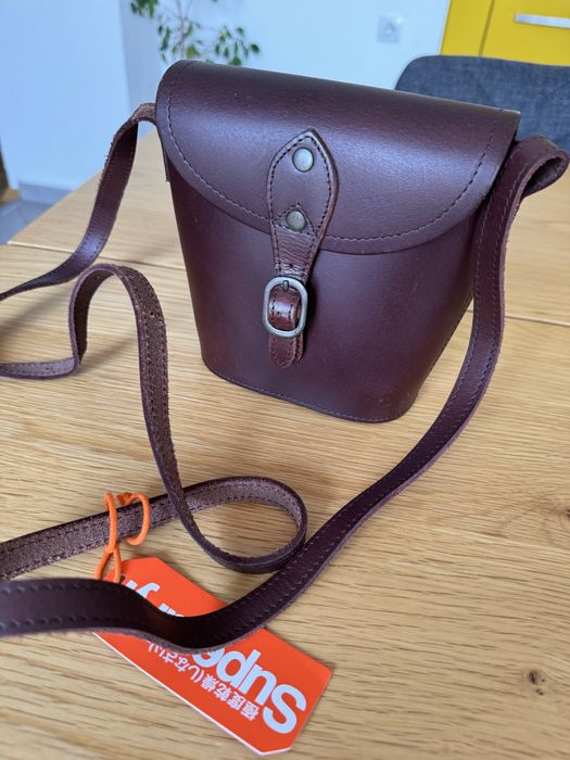 Чанта бордо Superdry