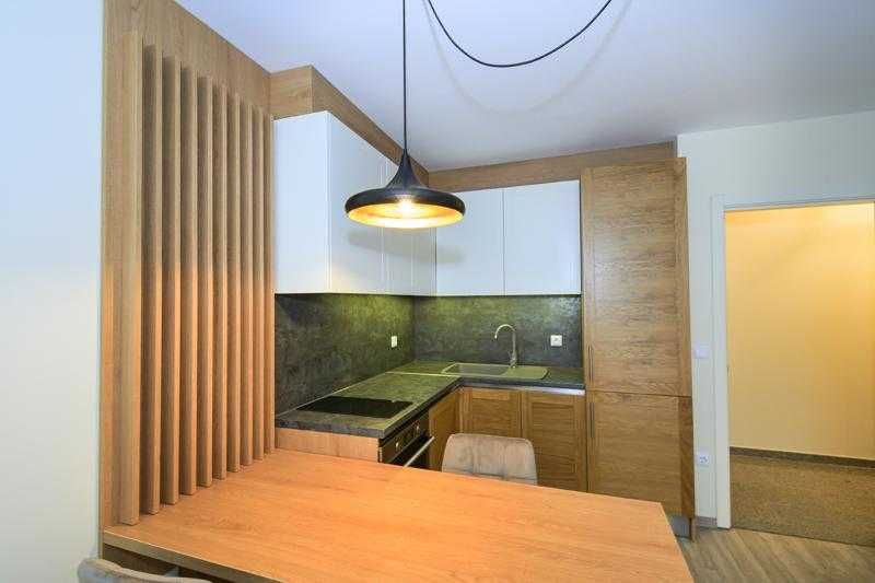 Уникален двустаен апартамент в Лазур