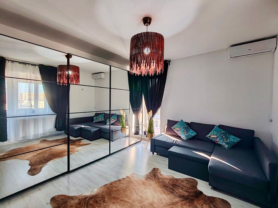 3 camere Militari Iuliu Maniu Păcii + 1 loc de parcare/ Proprietar