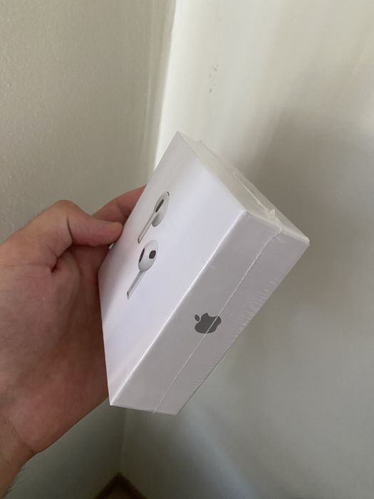 Airpods 3 Dubay varianti