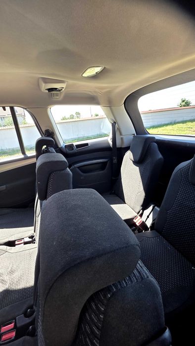 Vând Citroen C4 Grand Picasso 2500 eur