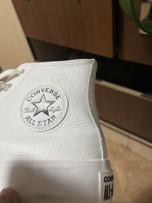 Converse кроссовки продаю