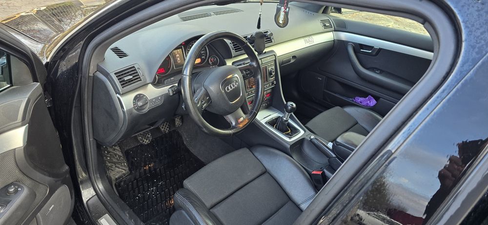Vand audi A4 2.0D 170 cp SLINE!