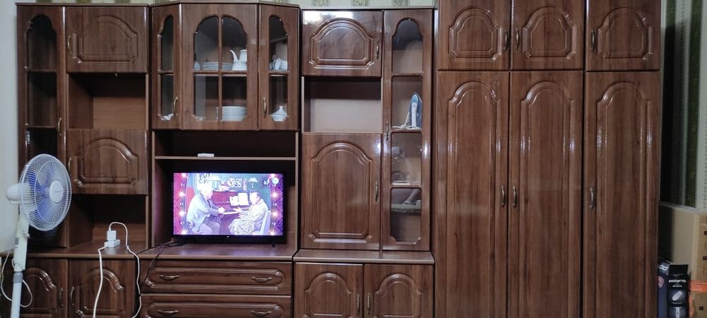 Продам стенку б/у