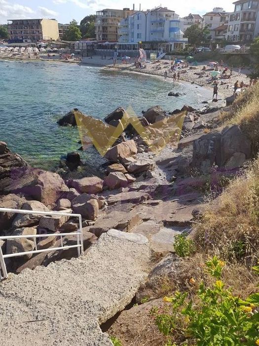 Продава се Двустаен апартамент в Созопол - 117 кв.м за 654 €/кв.м - Снимка #8