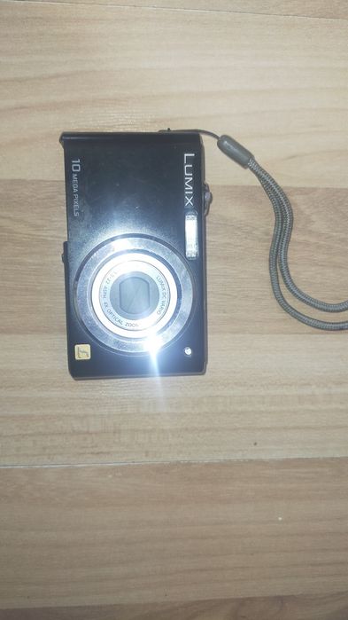 продам хороший фотоаппарат