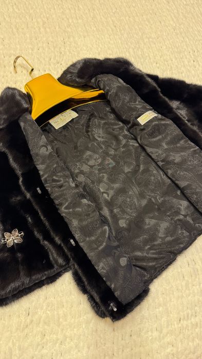 #125 Късо палто от норка.Визон.Яке от норка. Естествена кожа с косъм.