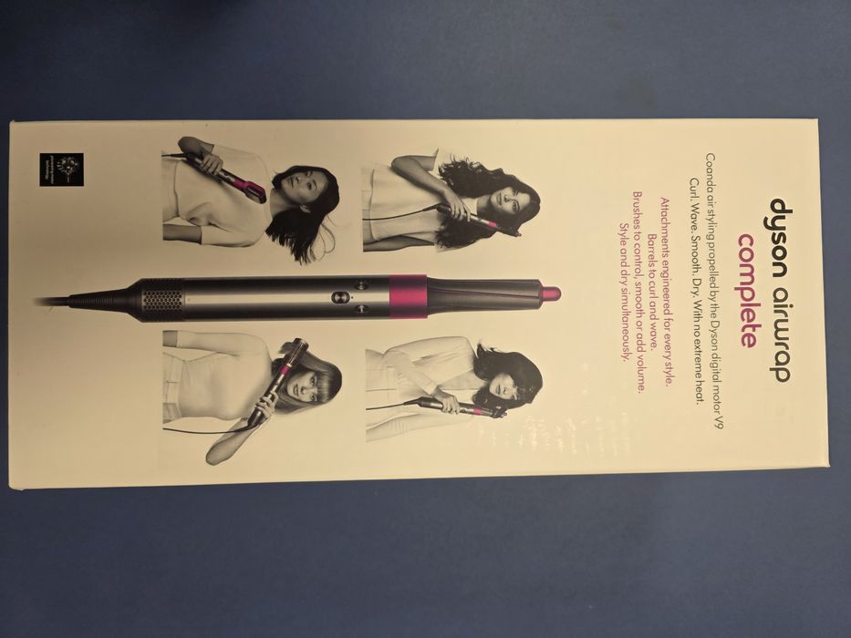 Dyson Airwrap Complete нов