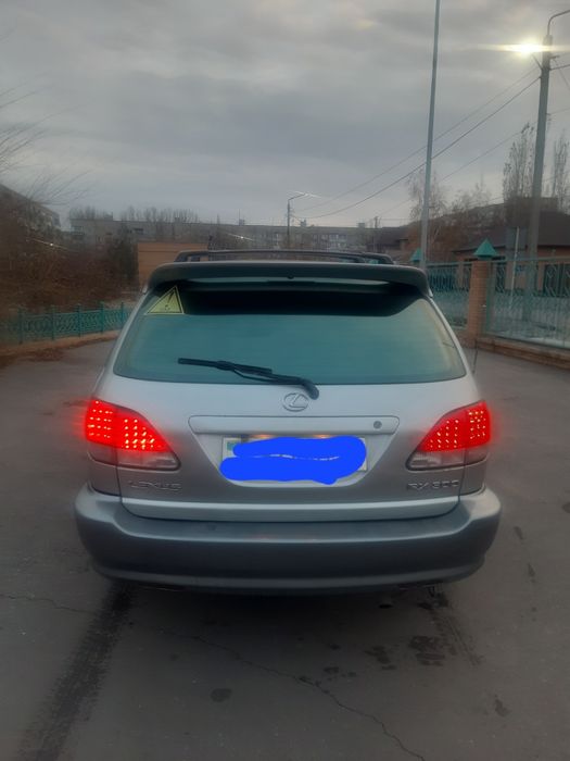 Продам лексус рх 300